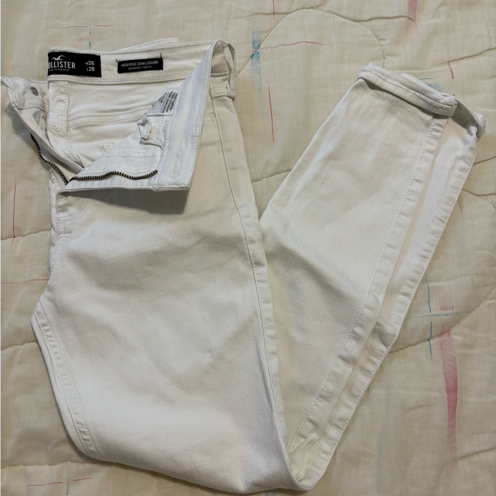 HOLLISTER Women's White High Rise Jean Leggings, Size 26